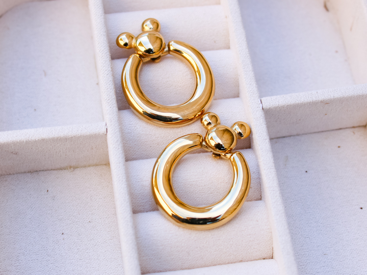 Mega Leader of the Club Earrings